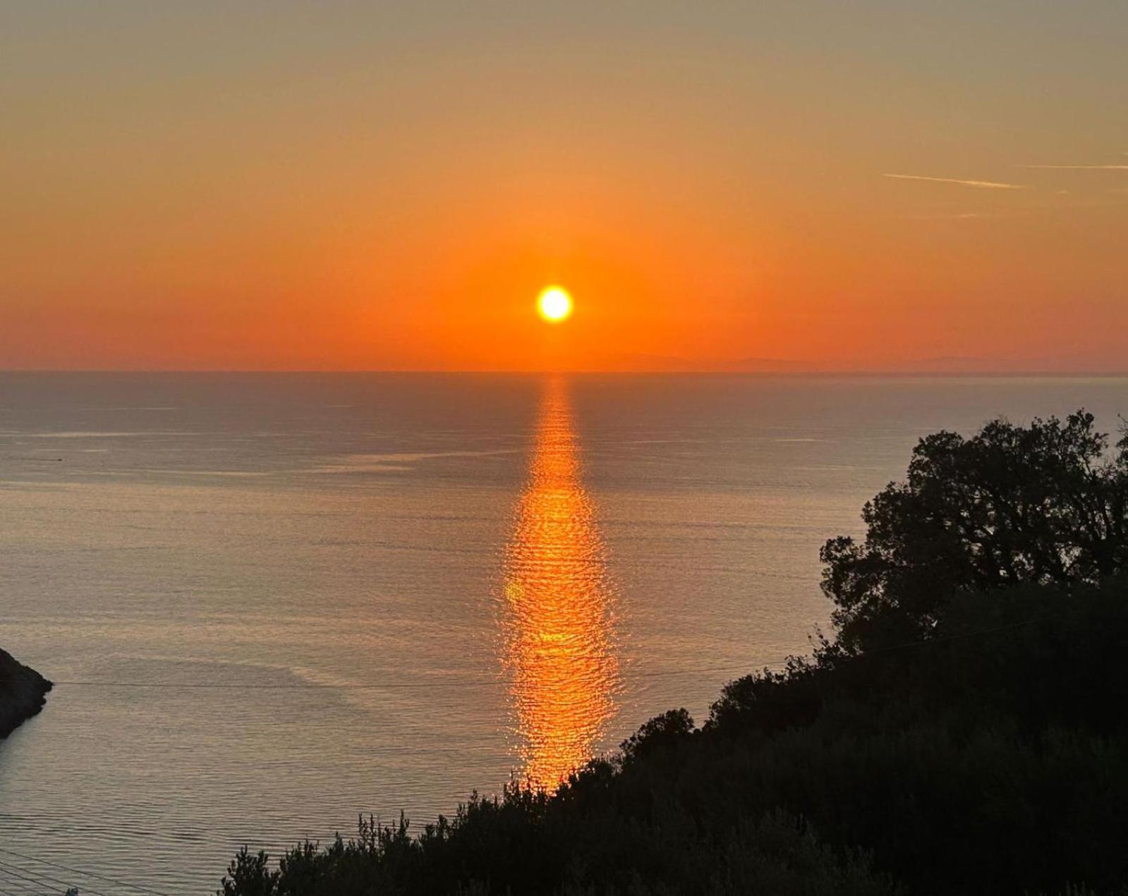 Villa Velta Sea Sunset Porto Santo Stefano  Eksteriør billede